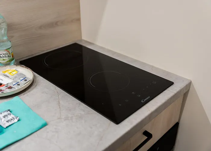 Grunwald Raszynska By Bookinghost * بوزنان