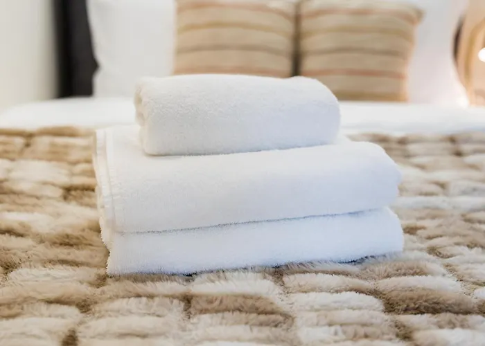 Grunwald Raszynska By Bookinghost شقة *