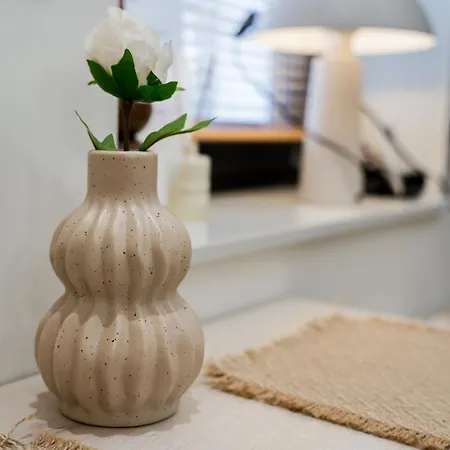 Grunwald Raszynska By Bookinghost 公寓 *