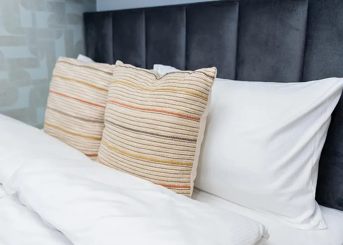 Grunwald Raszynska By Bookinghost * 波兹南